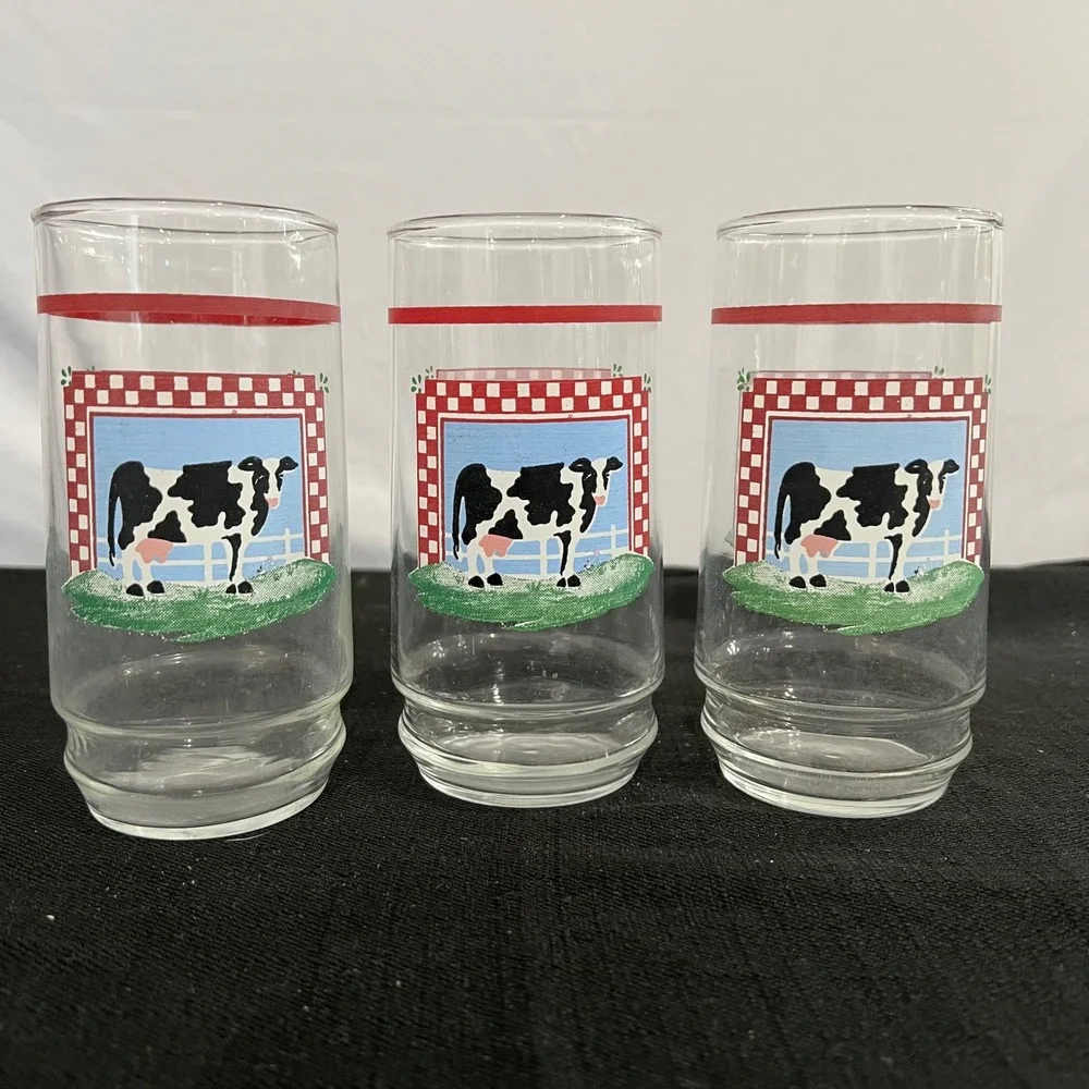 Vintage Farmhouse Cow Drinking Glasses Set of 3 Red Gingham Checkered Glass